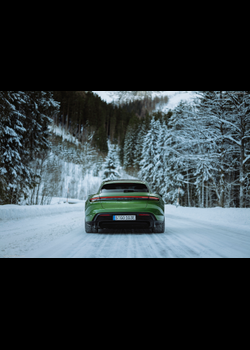 Image for 2022 Porsche Taycan Turbo S Sport Turismo Mamba Green Metallic - Exteriors, Interiors and Details