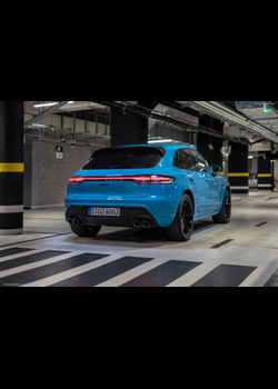 Image for 2022 Porsche Macan Miami Blue - Exteriors, Interiors and Details