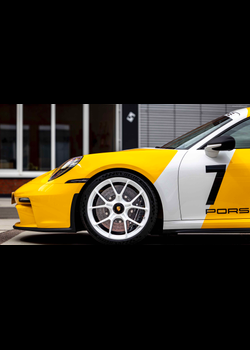 Image for 2022 Porsche 911 GT3 based on 1985 Porsche 956 - Exteriors, Interiors and Details