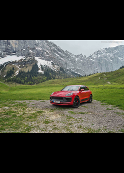 Image for 2022 Porsche Macan GTS - Exteriors, Interiors and Details