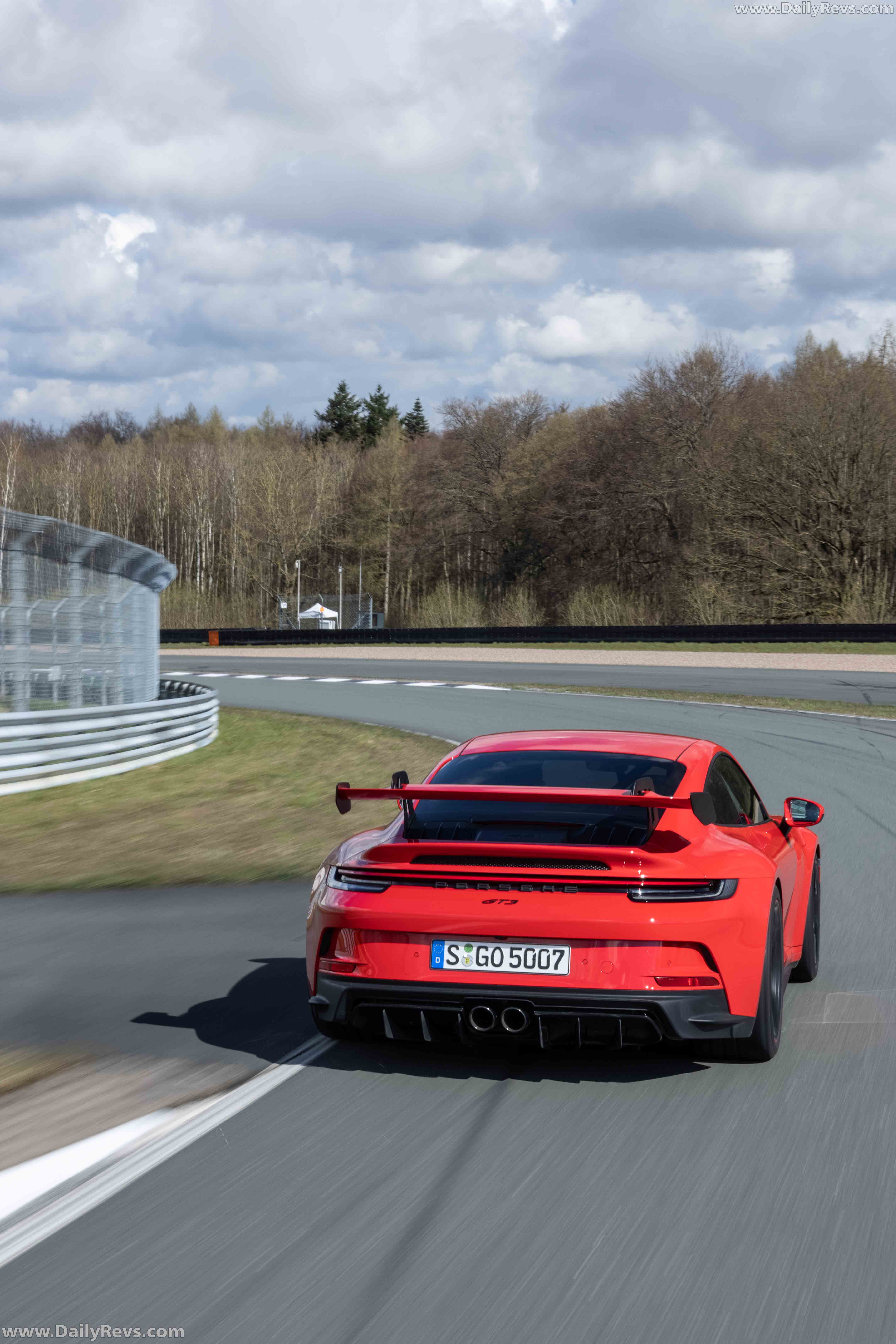 Image for 2022 Porsche 911 GT3 Guards Red - Exteriors, Interiors and Details