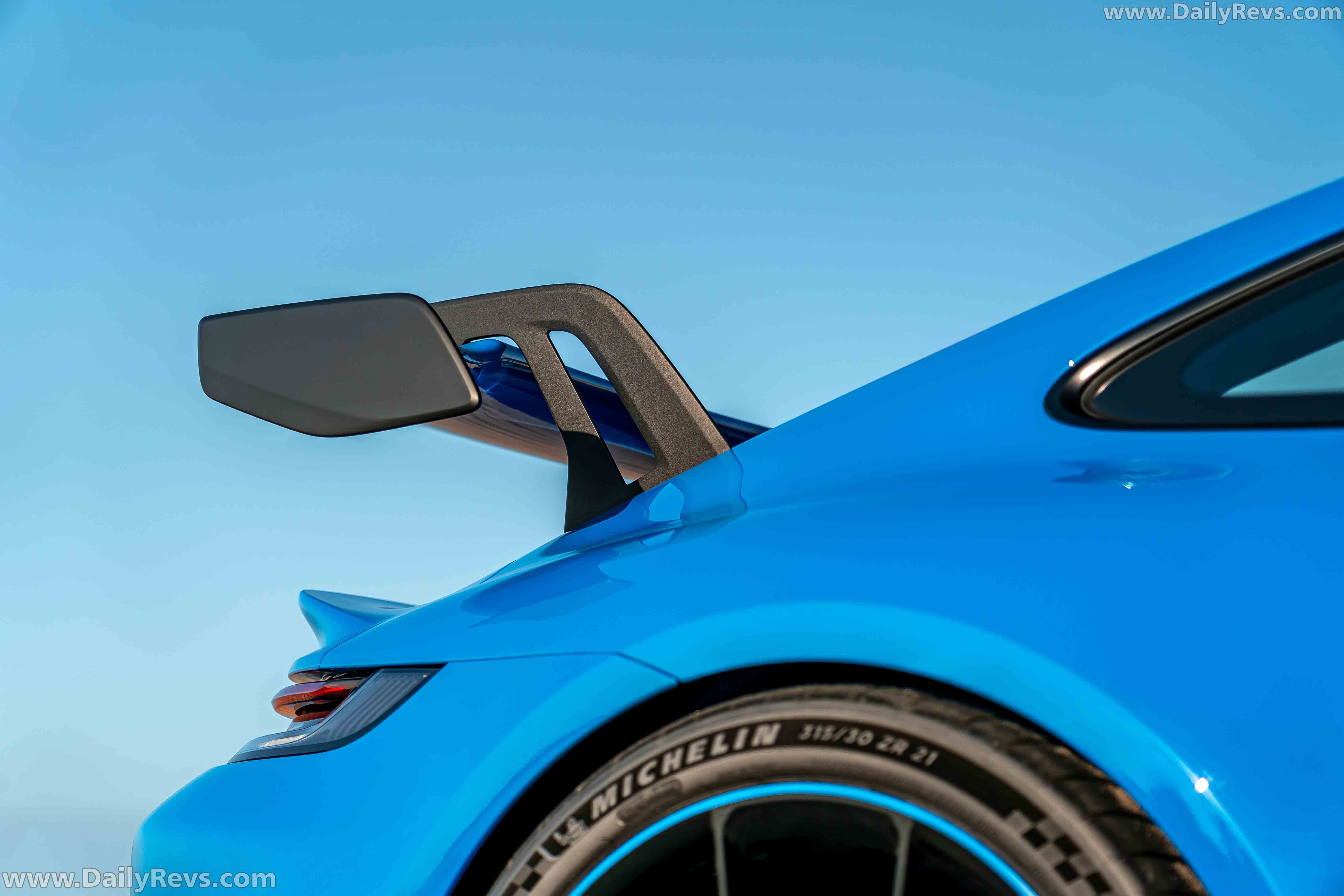 Image for 2022 Porsche 911 GT3 Shark Blue - Exteriors, Interiors and Details