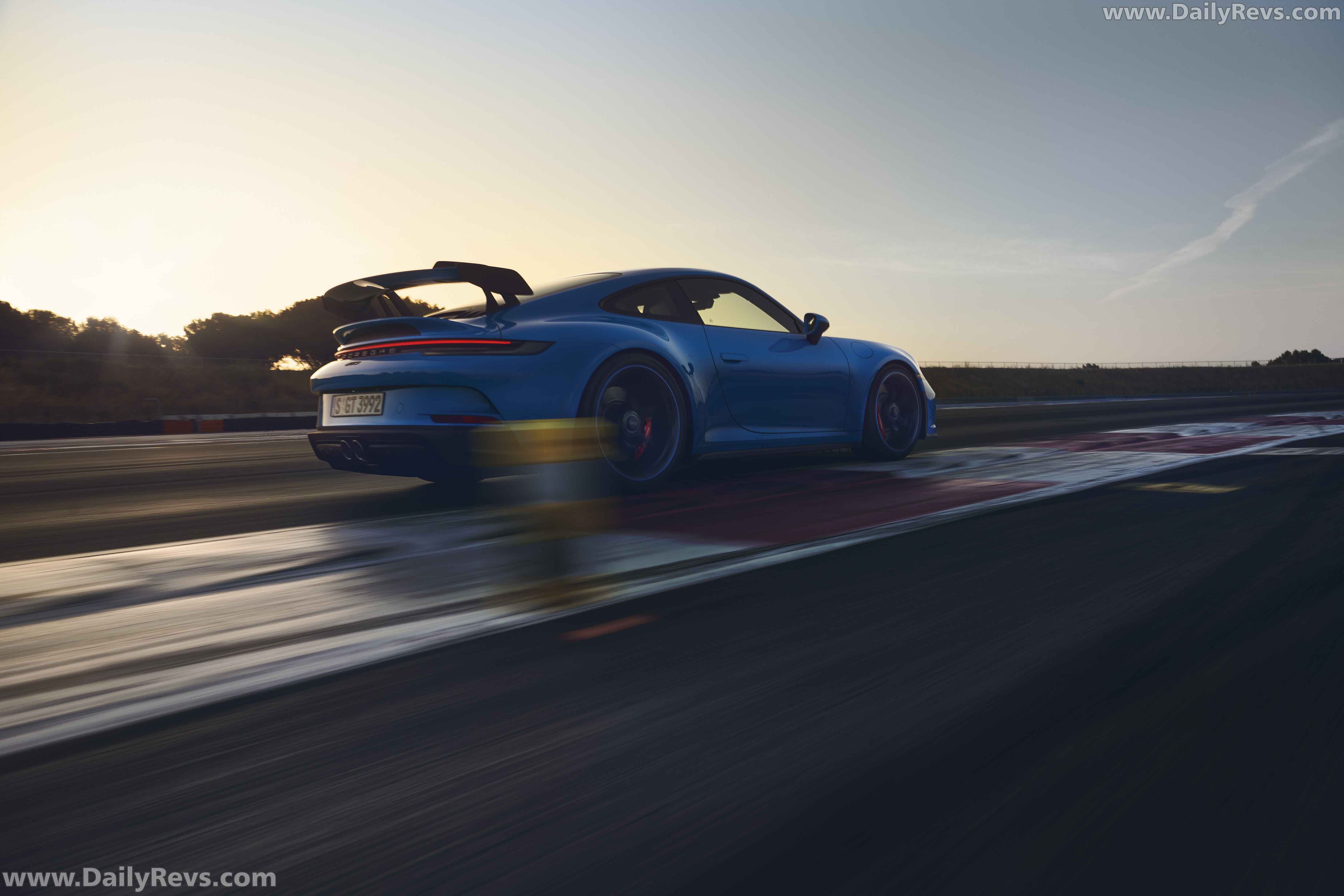 Image for 2022 Porsche 911 GT3 - Exteriors, Interiors and Details