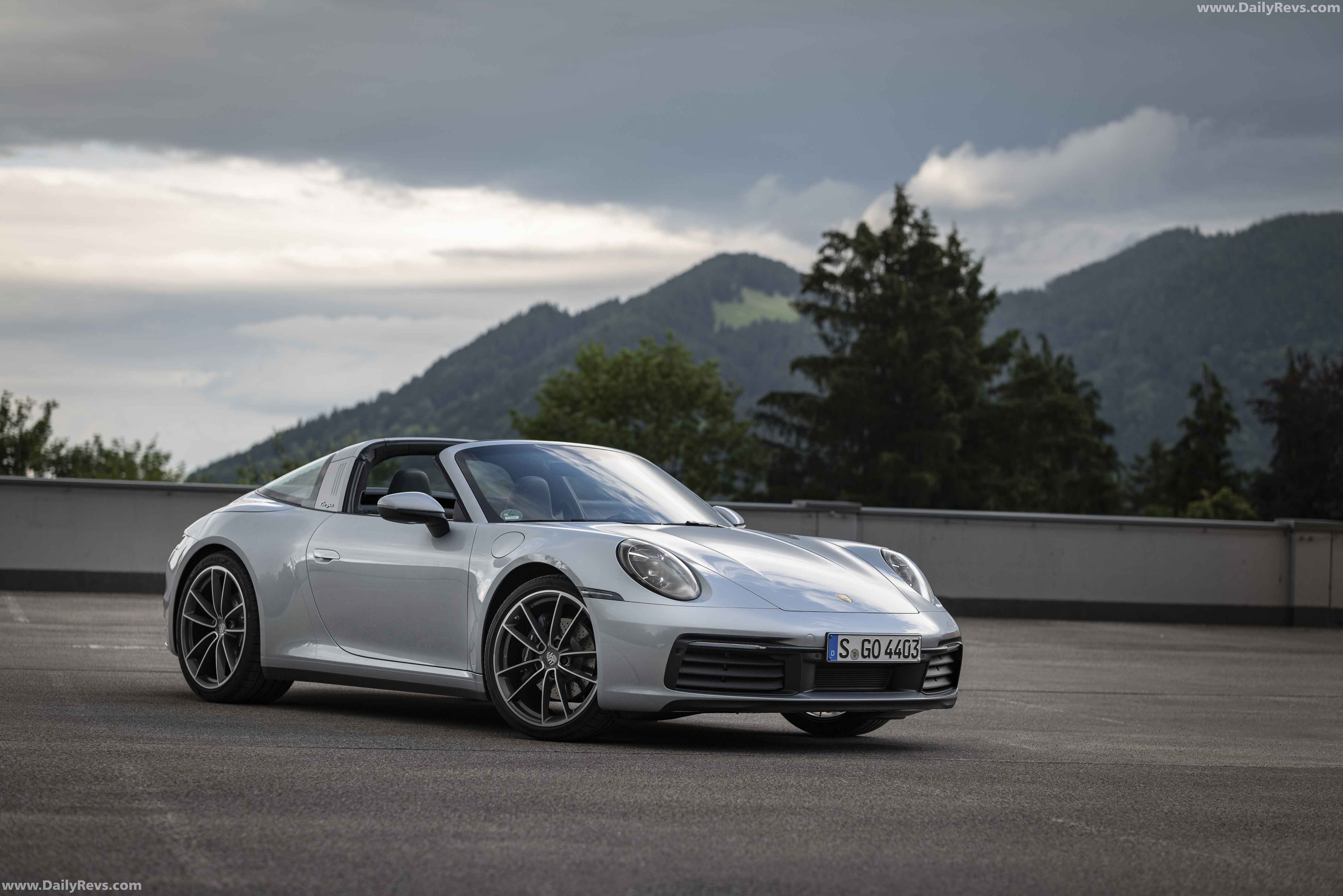 Image for 2021 Porsche 911 Targa 4 - Exteriors, Interiors and Details