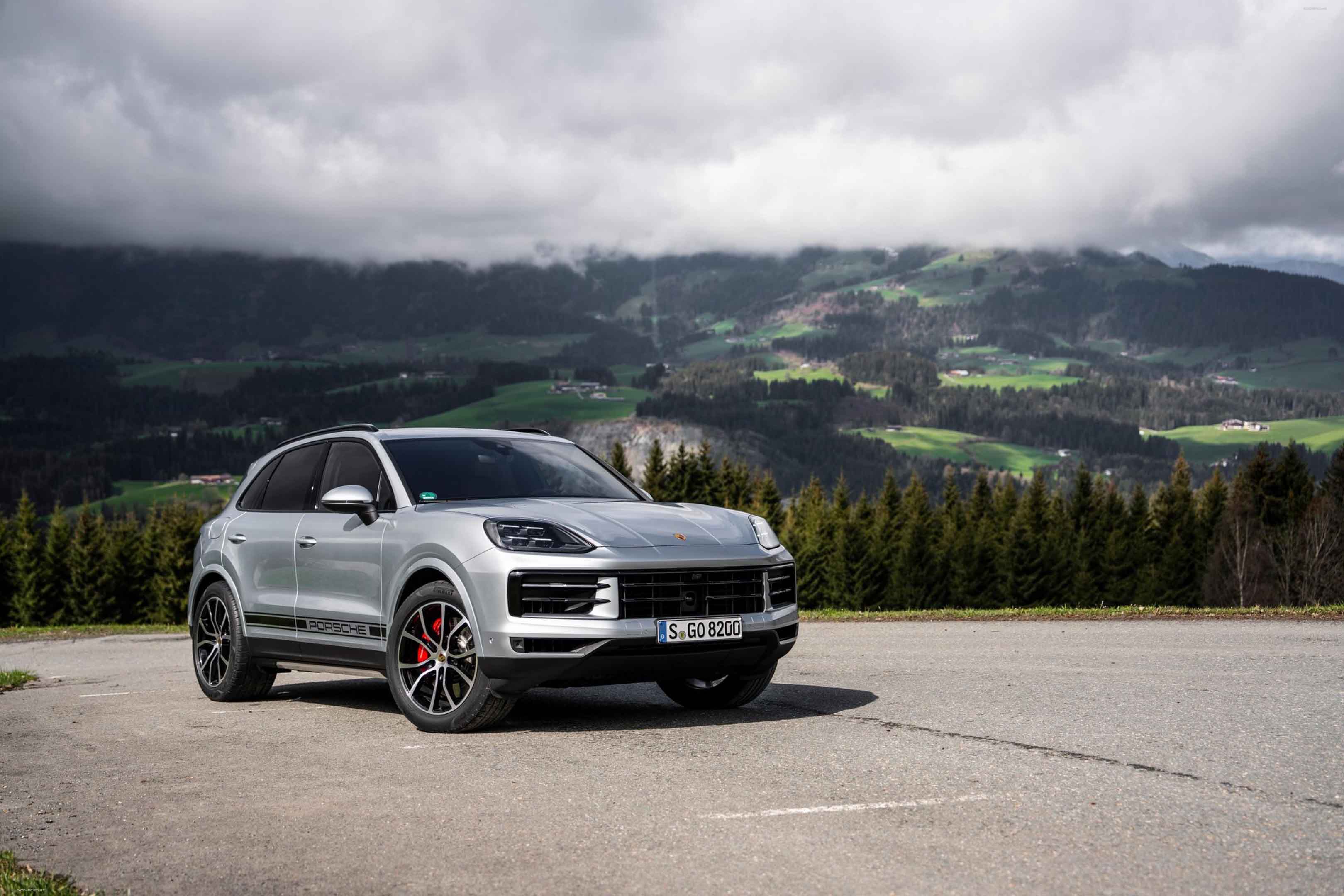 2024 Porsche Cayenne S Dolomite Silver Metallic Stunning HD Photos, Videos, Specs, Features