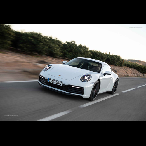 Image for 2019 Porsche 911 Carrera 4S Carrera White Metallic - Exteriors, Interiors and Details