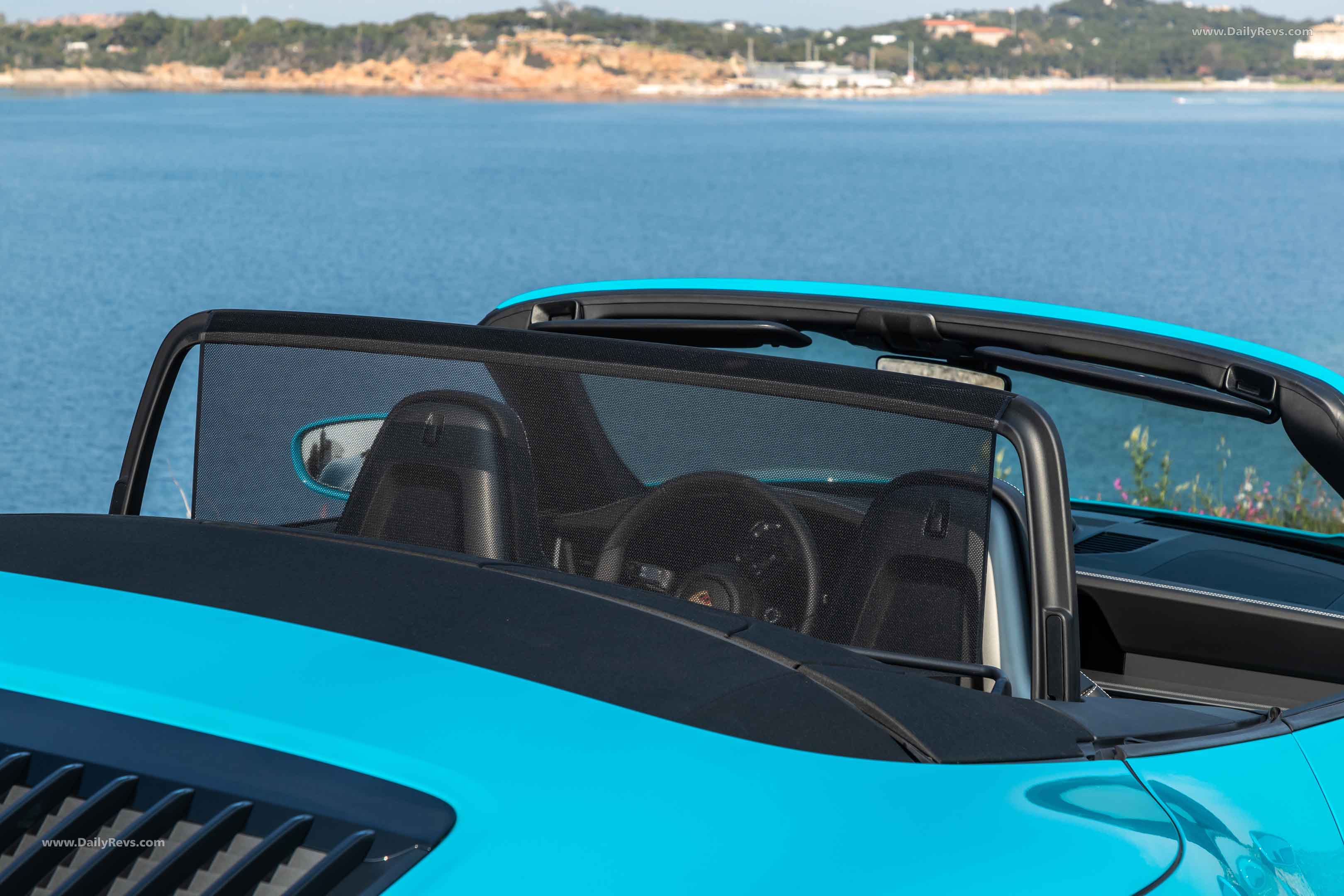 Image for 2019 Porsche 911 Carrera S Cabriolet Miami Blue - Exteriors, Interiors and Details