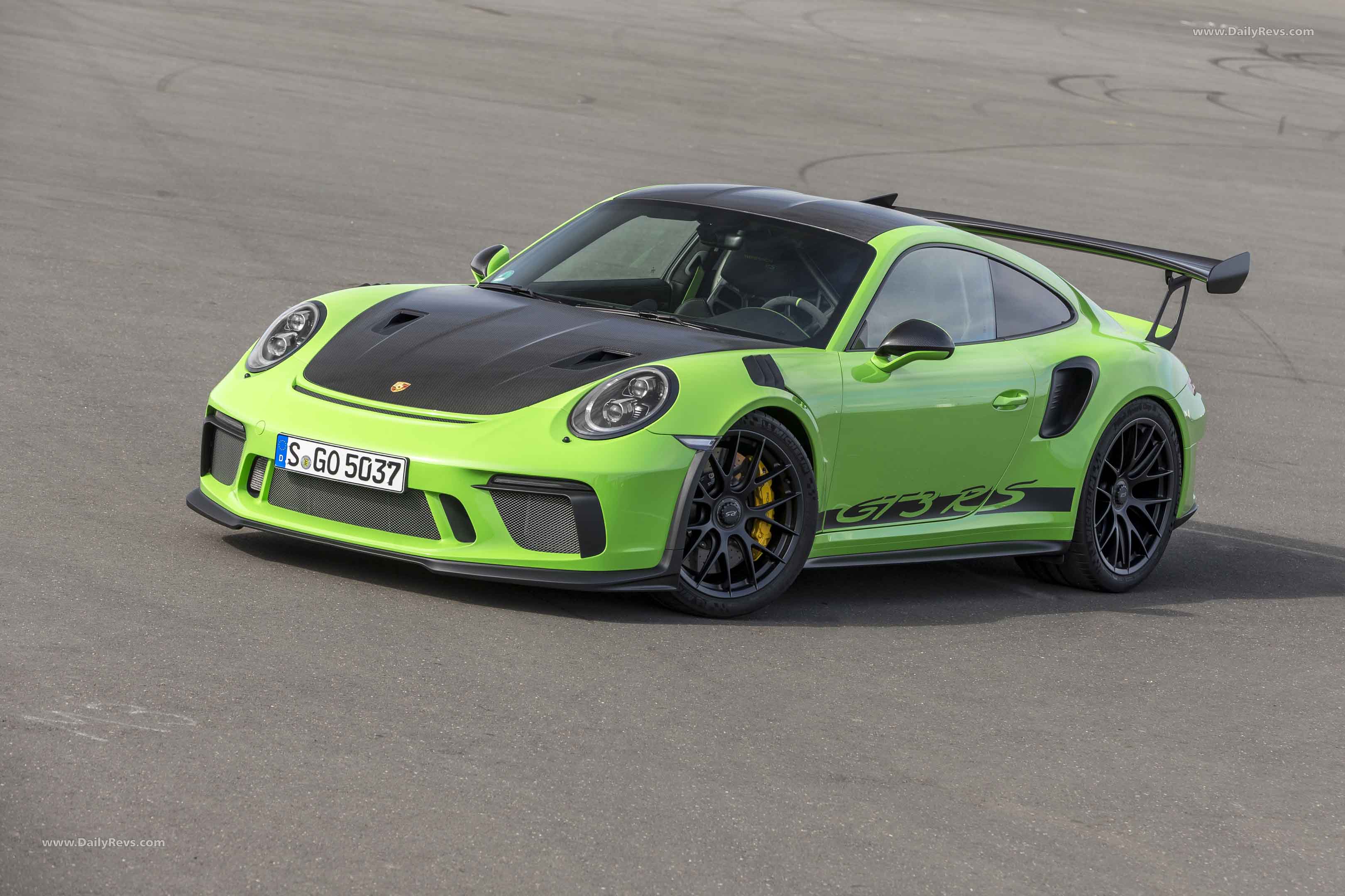 Image for 2019 Porsche 911 GT3 RS - Exteriors, Interiors and Details