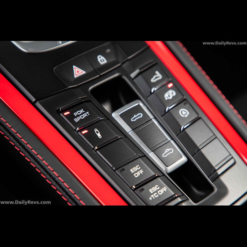 Image for 2020 Porsche 718 Spyder Guards Red - Exteriors, Interiors and Details