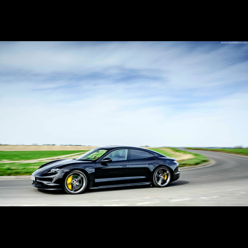 Image for 2020 Porsche Taycan Turbo S UK - Exteriors, Interiors and Details