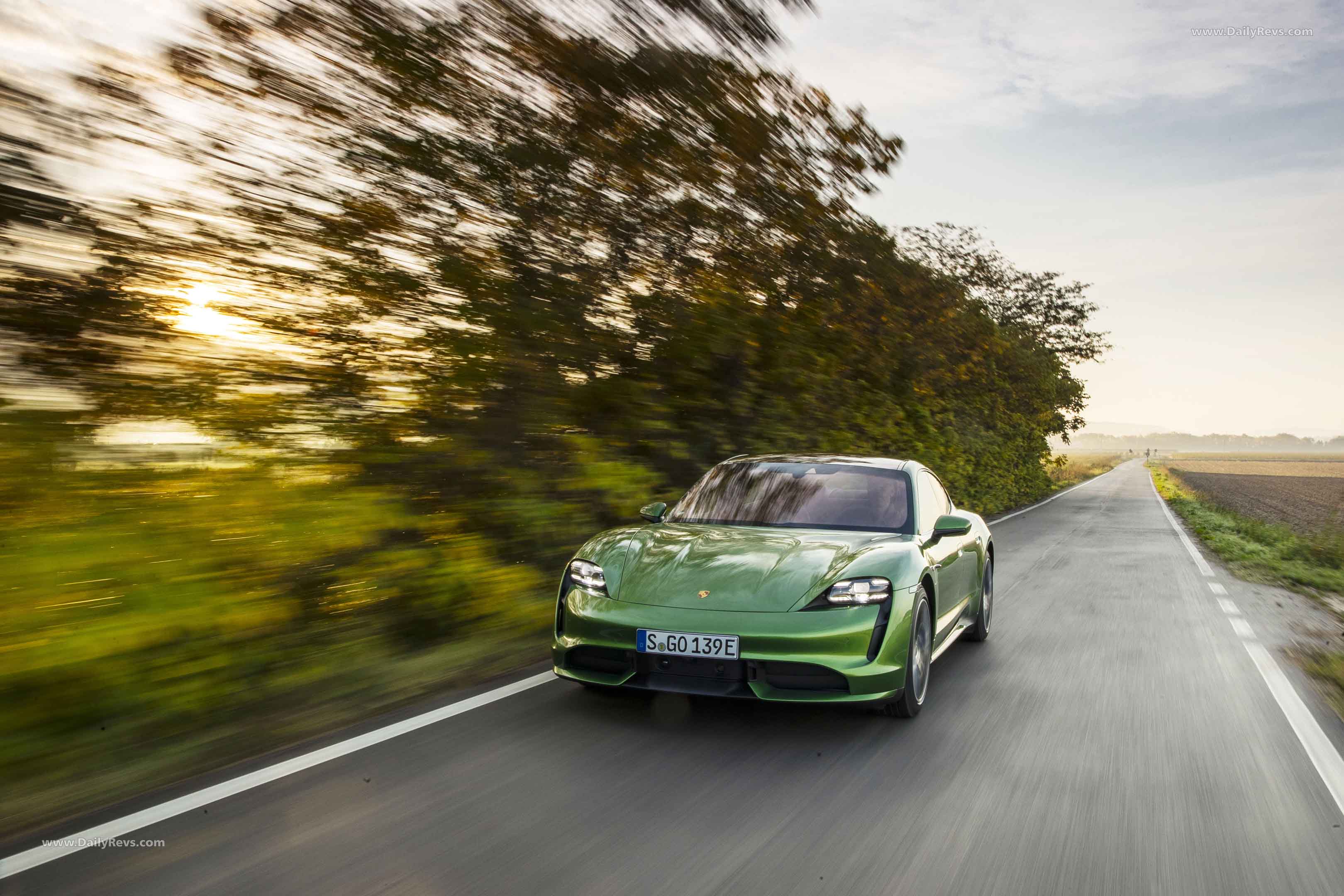 Image for 2020 Porsche Taycan Turbo - Exteriors, Interiors and Details