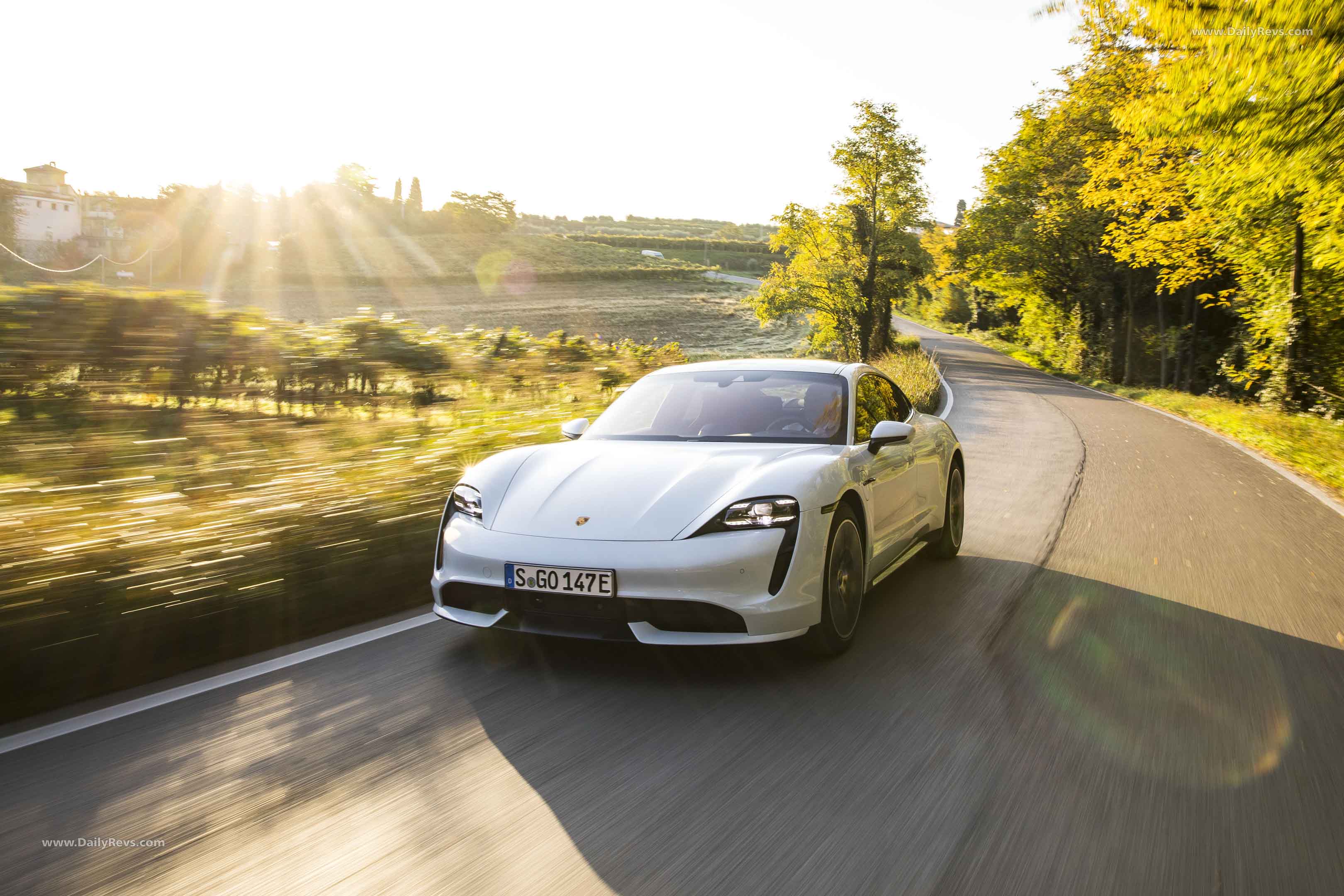 Image for 2020 Porsche Taycan Turbo - Exteriors, Interiors and Details