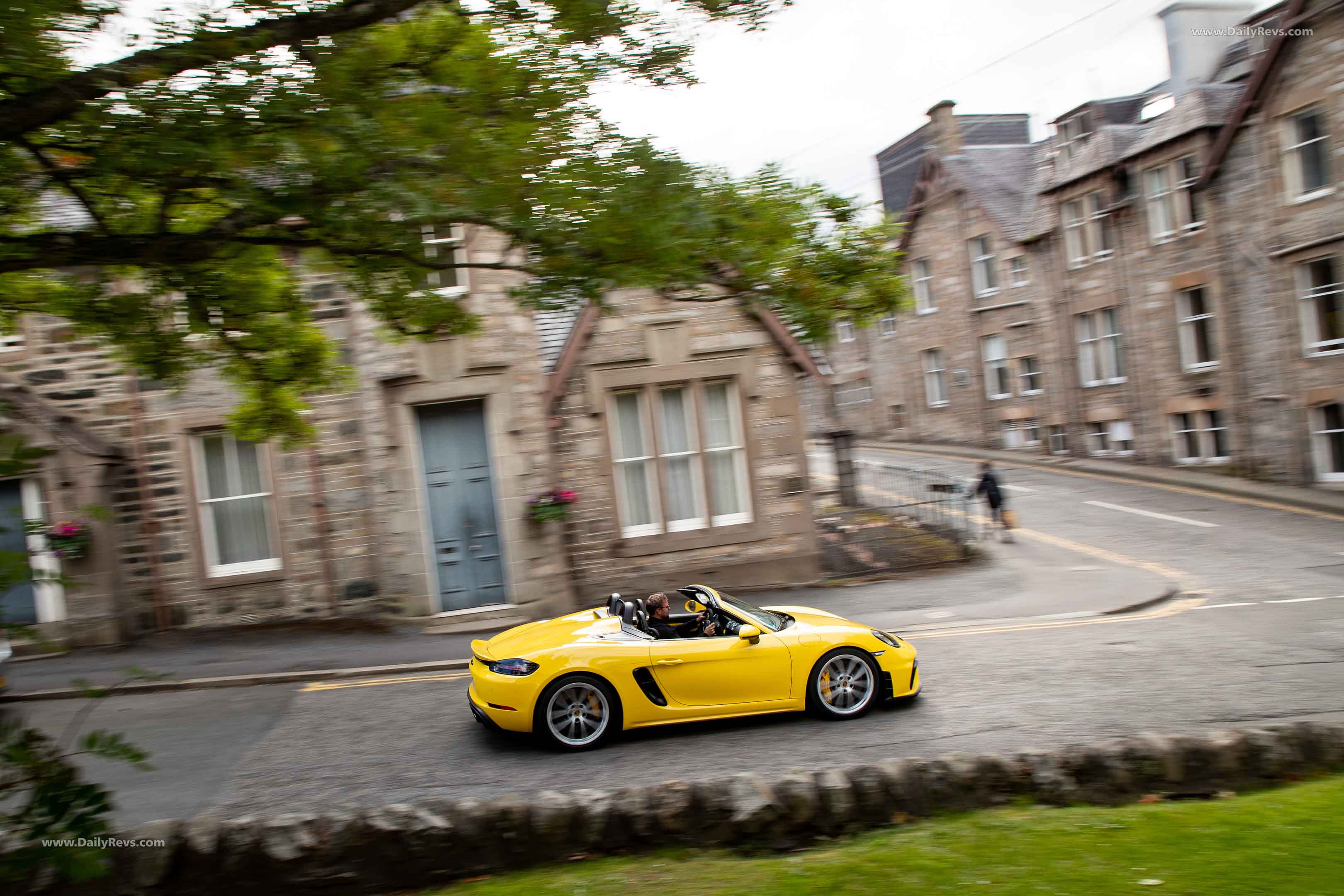 Image for 2020 Porsche 718 Spyder - Exteriors, Interiors and Details