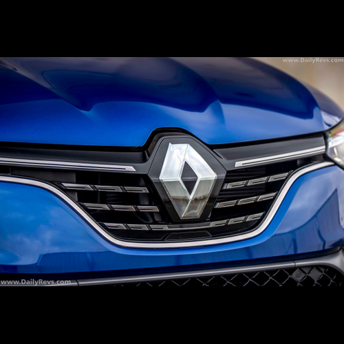 Image for 2020 Renault Megane Sport Tourer UK Version - Exteriors, Interiors and Details