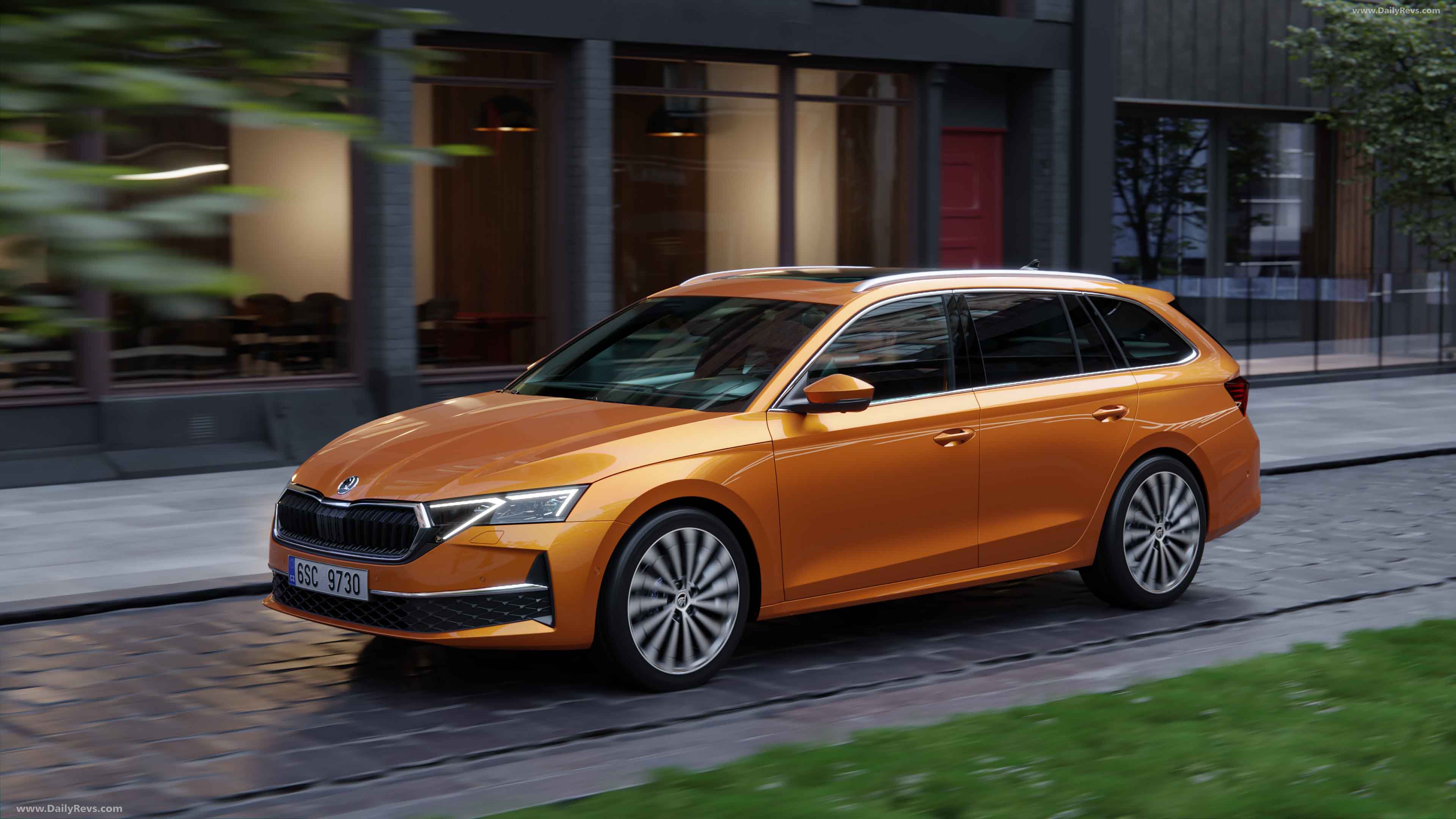 2025 Skoda Octavia Combi Stunning HD Photos Videos Specs Features 