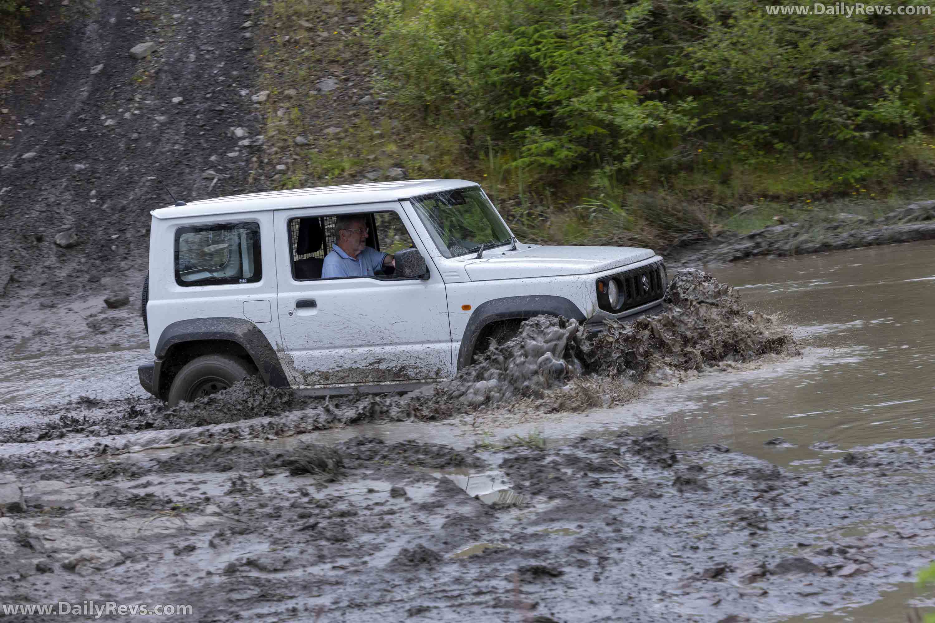 Image for 2021 Suzuki Jimny - Exteriors, Interiors and Details