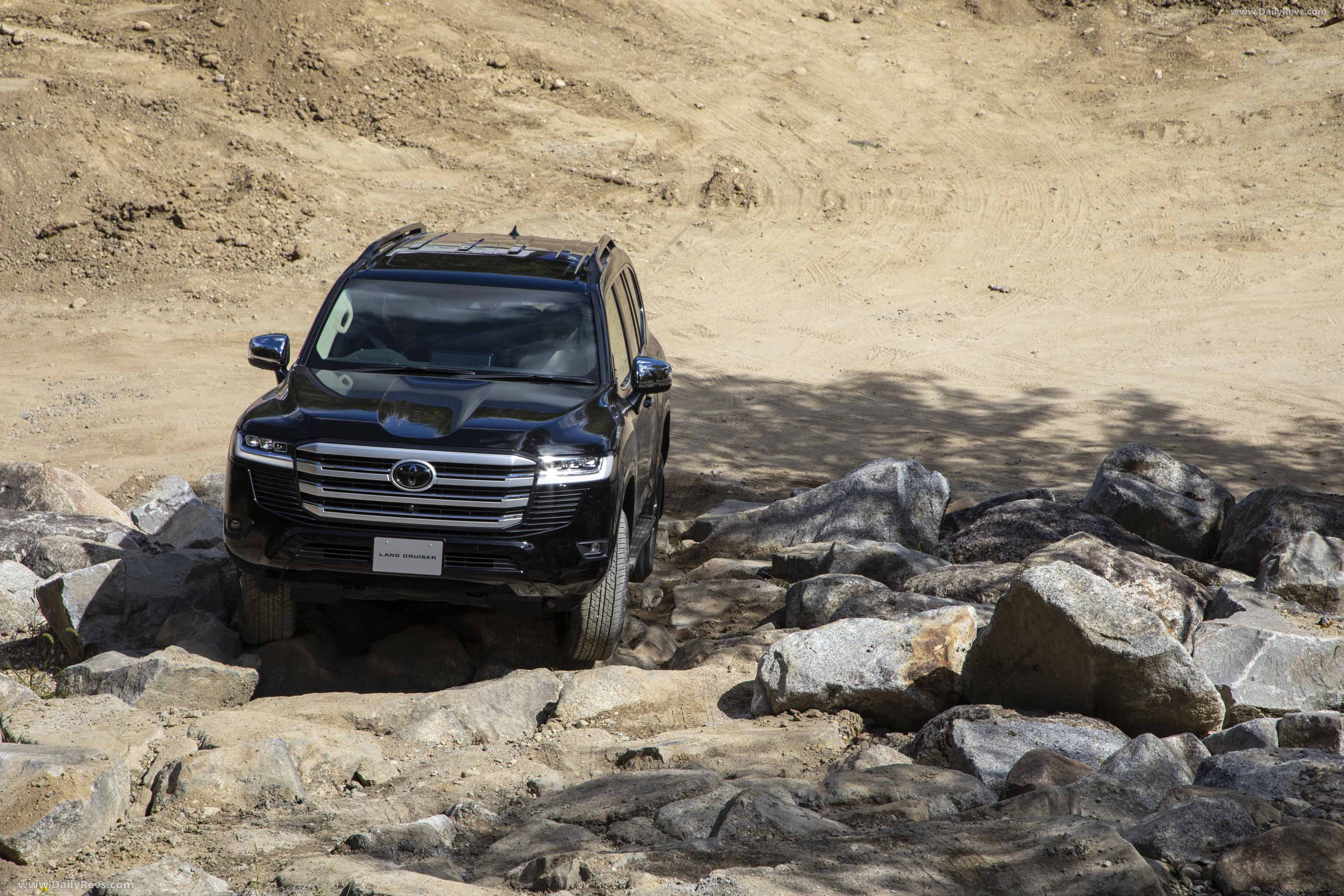 Picture of 2022 Toyota Land Cruiser ZX