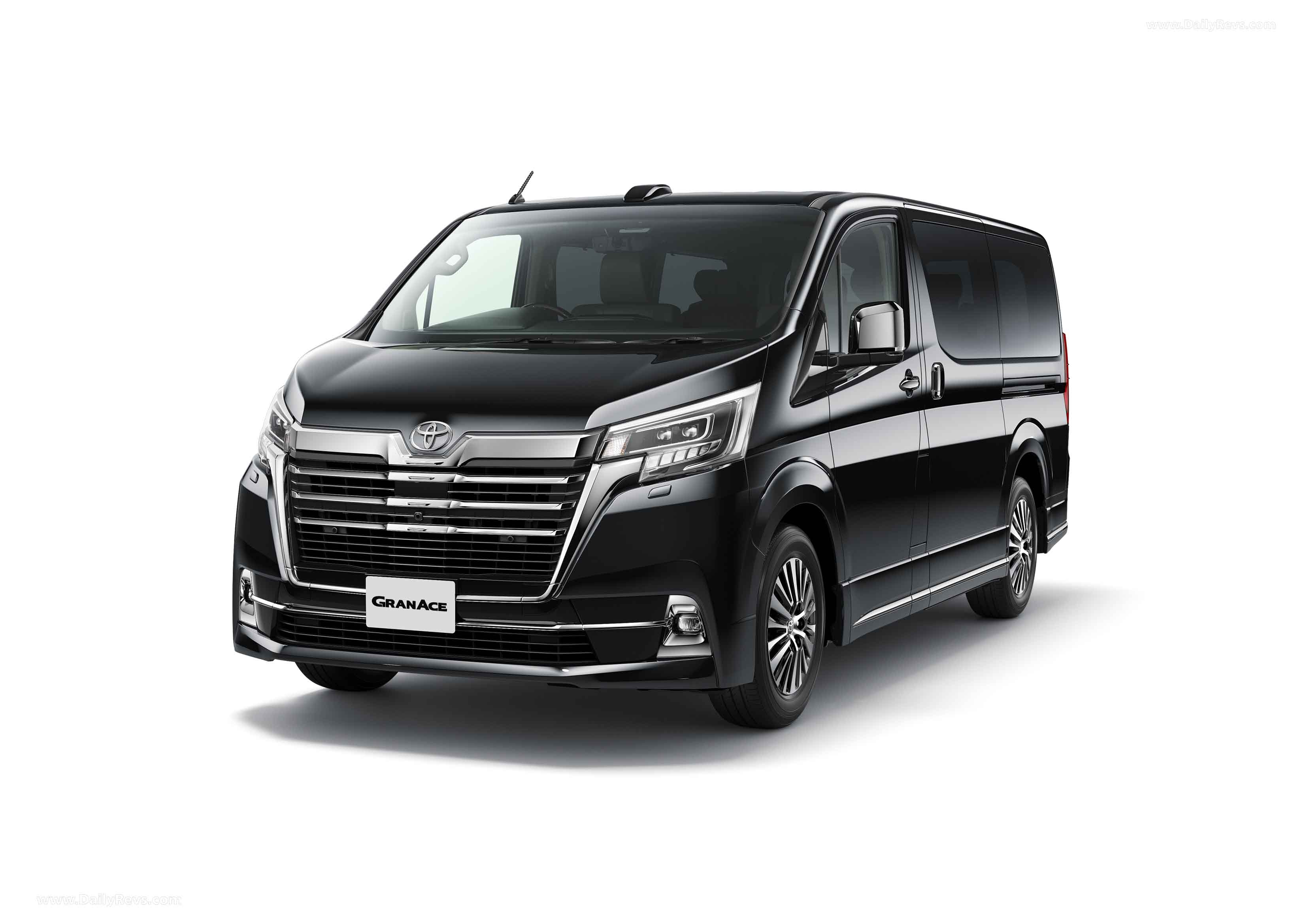 Image for 2021 Toyota Granace - Exteriors, Interiors and Details