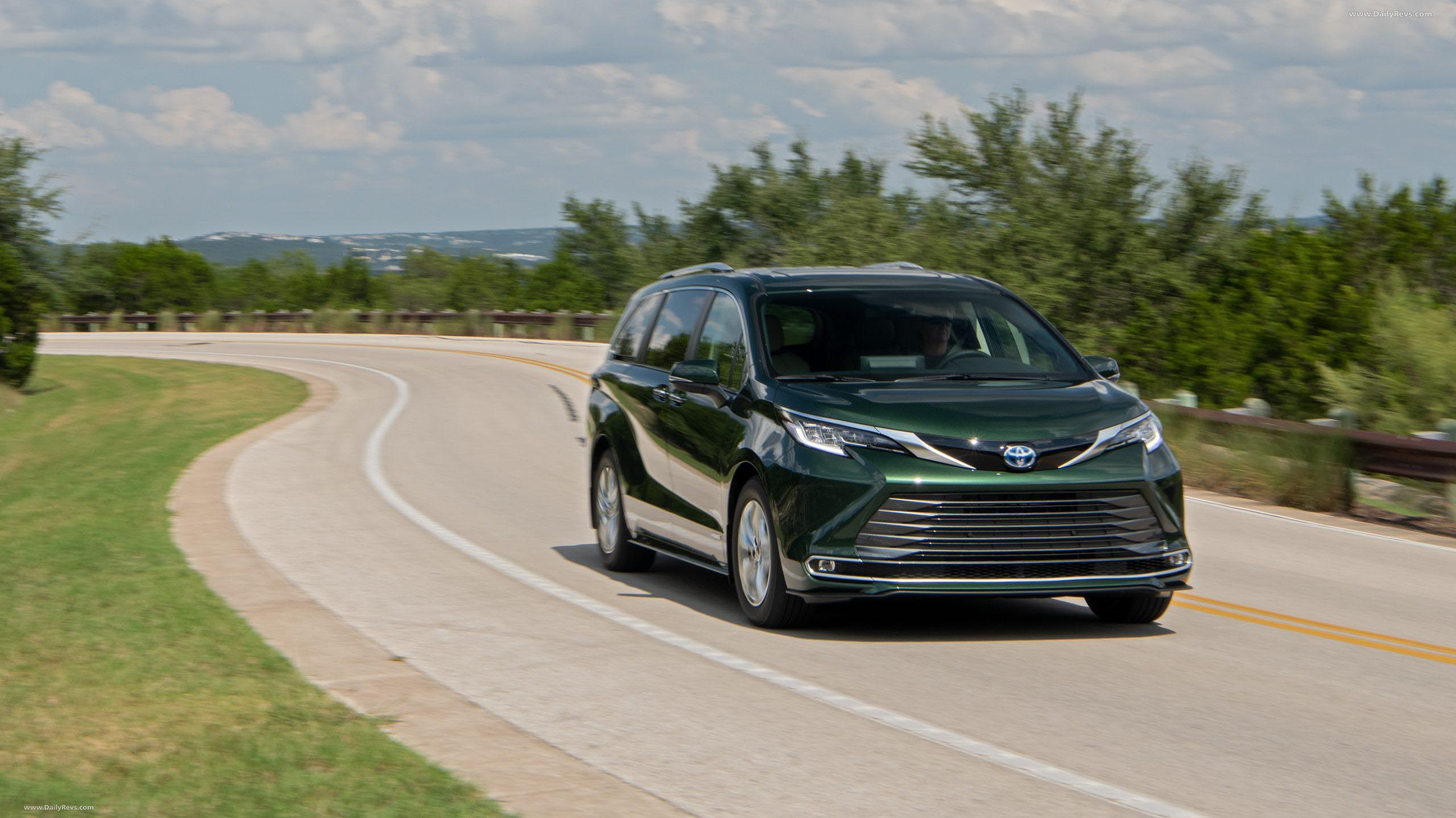 Image for 2021 Toyota Sienna Limited Cypress Green - Exteriors, Interiors and Details