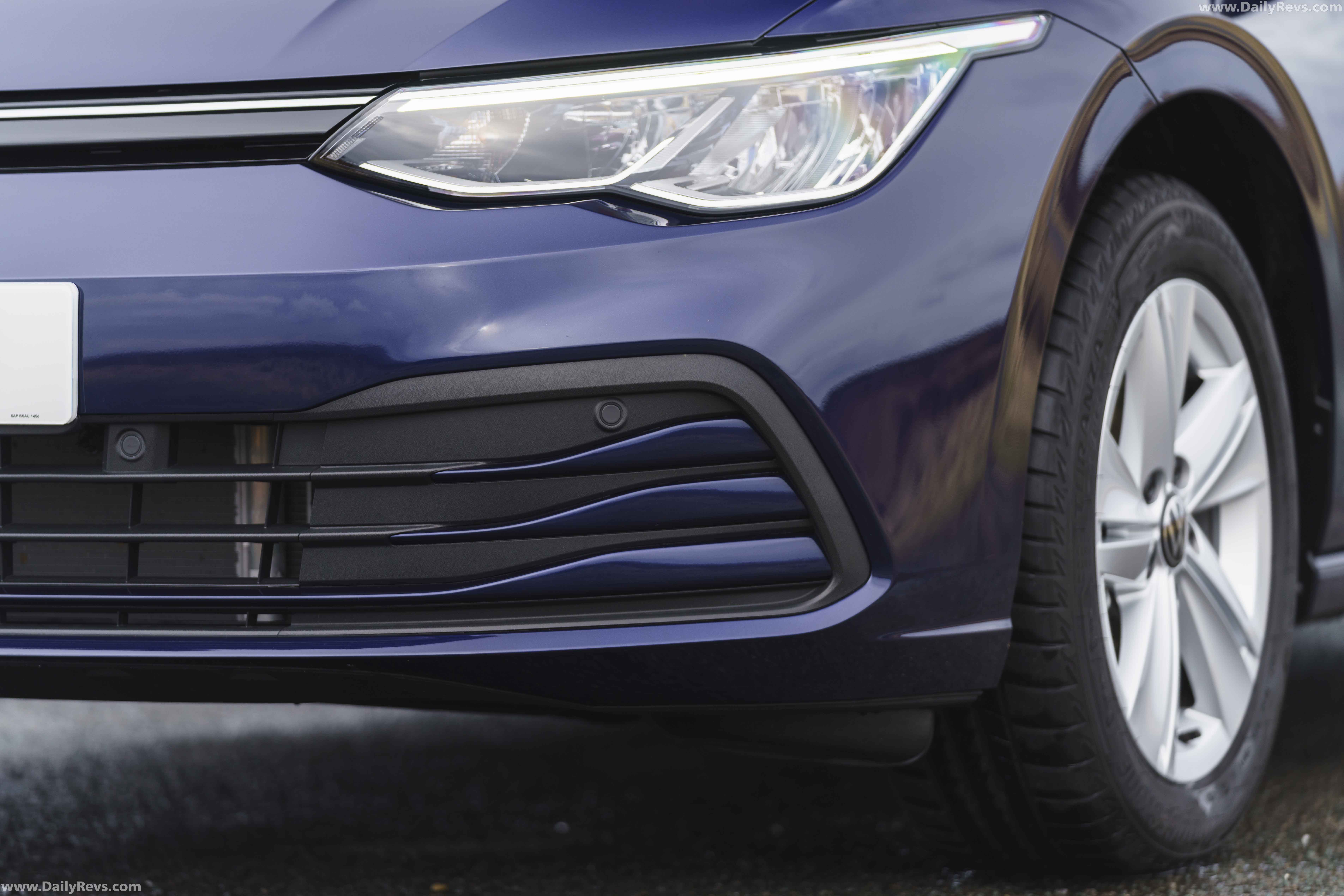 Image for 2020 Volkswagen Golf Life - Exteriors, Interiors and Details