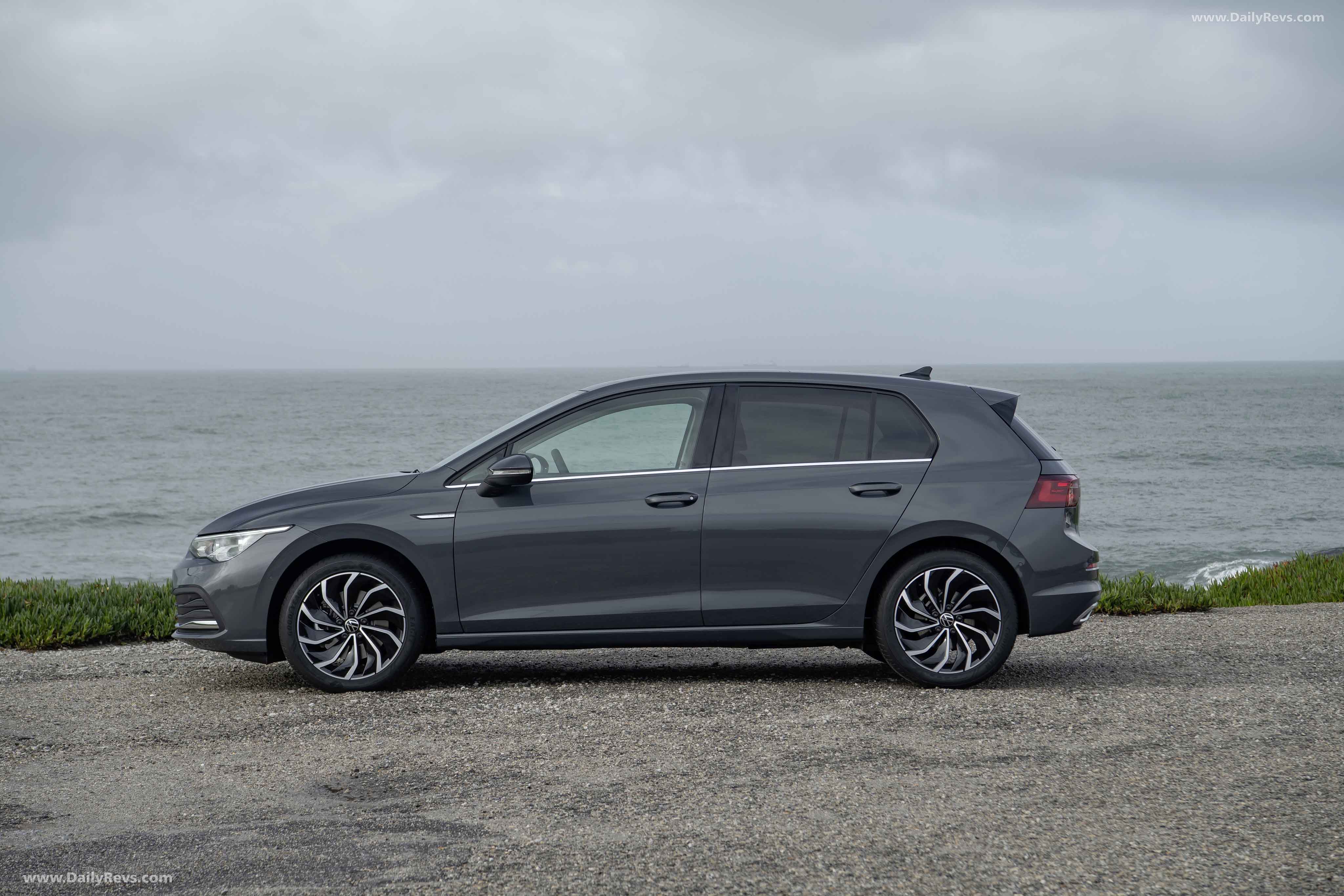 Image for 2020 Volkswagen Golf - Exteriors, Interiors and Details