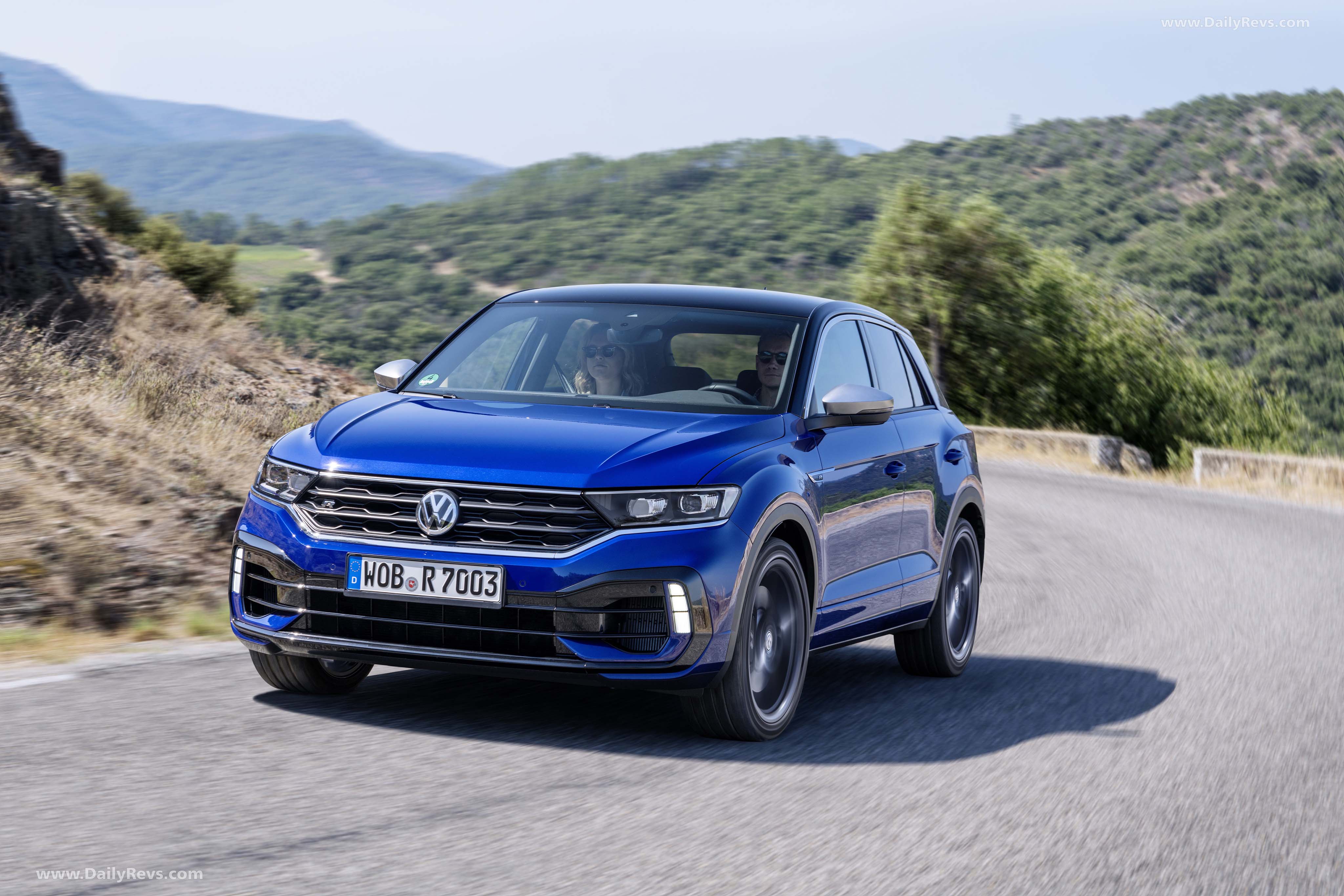 Image for 2020 Volkswagen T-Roc R - Exteriors, Interiors and Details