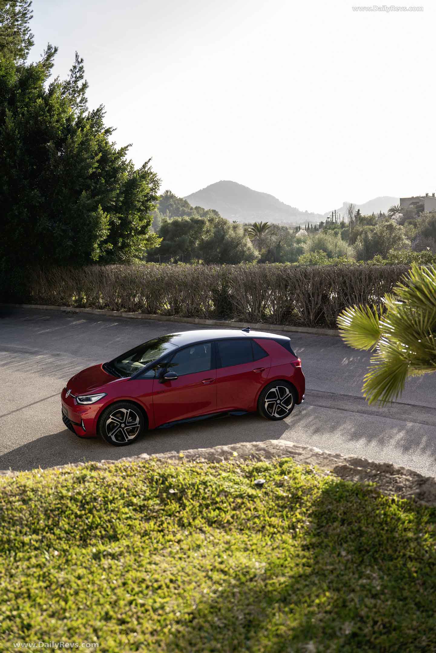 2025 Volkswagen ID.3 GTX - Stunning HD Photos, Videos, Specs, Features